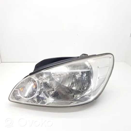 Hyundai Getz Lampa przednia 921011C500