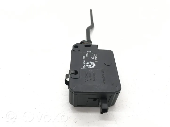 BMW 3 E46 Fuel tank cap lock motor 6923973