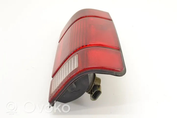 Ford Explorer Lampa tylna F17B13441AB