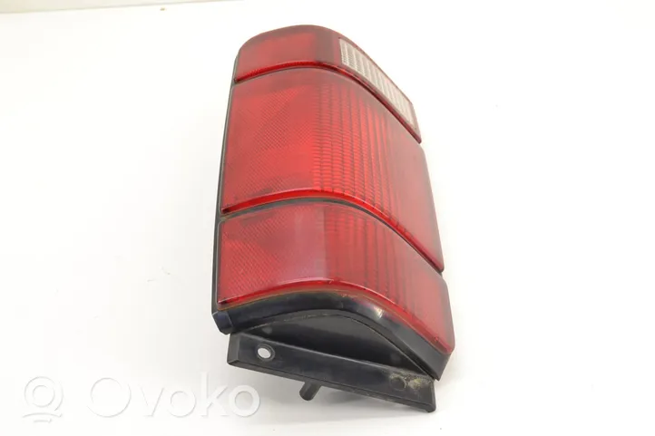 Ford Explorer Luci posteriori F17B13441AB