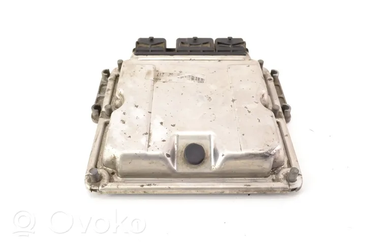 Peugeot 206 Dzinēja vadības bloks 0281011188