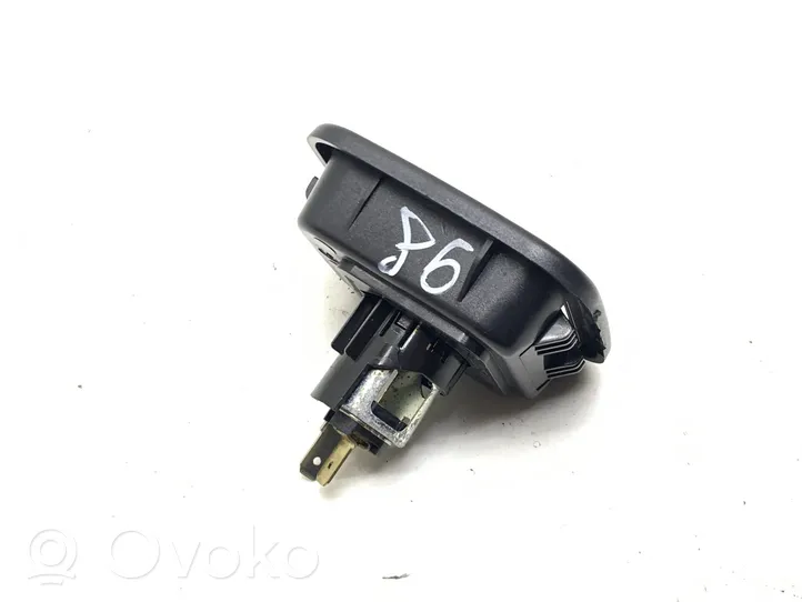 BMW 5 G30 G31 Accendisigari per auto 6843098