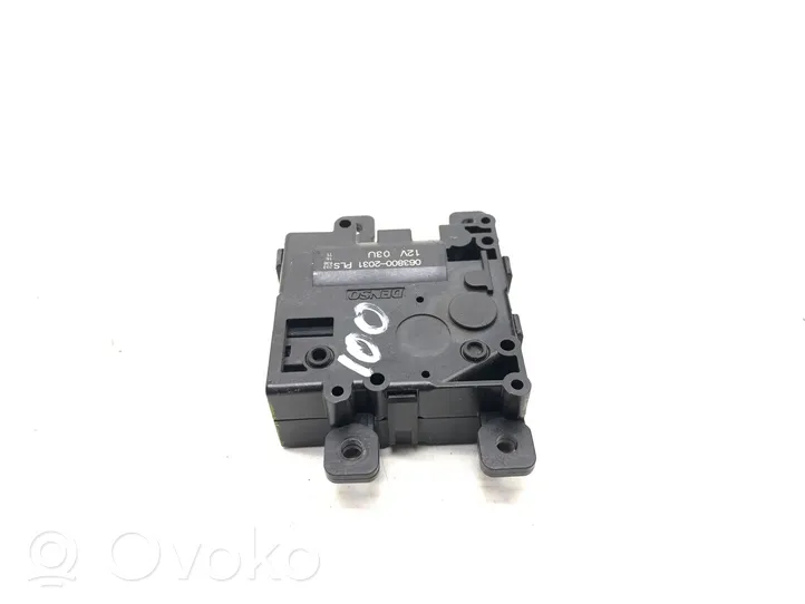 Toyota Prius (XW50) Motorino attuatore aria 0638002031