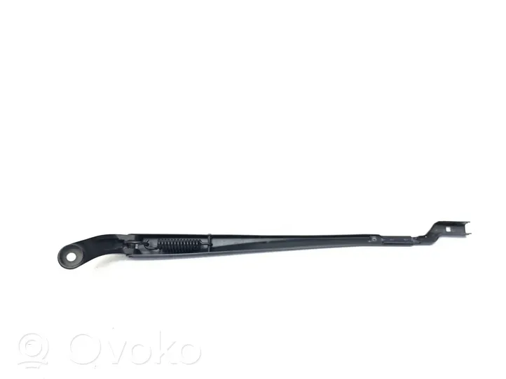 Toyota Prius (XW50) Front wiper blade arm 6292577