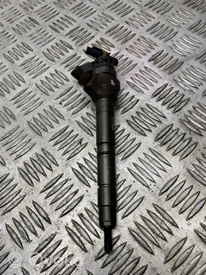 Volkswagen PASSAT B7 Fuel injector 03L130277J