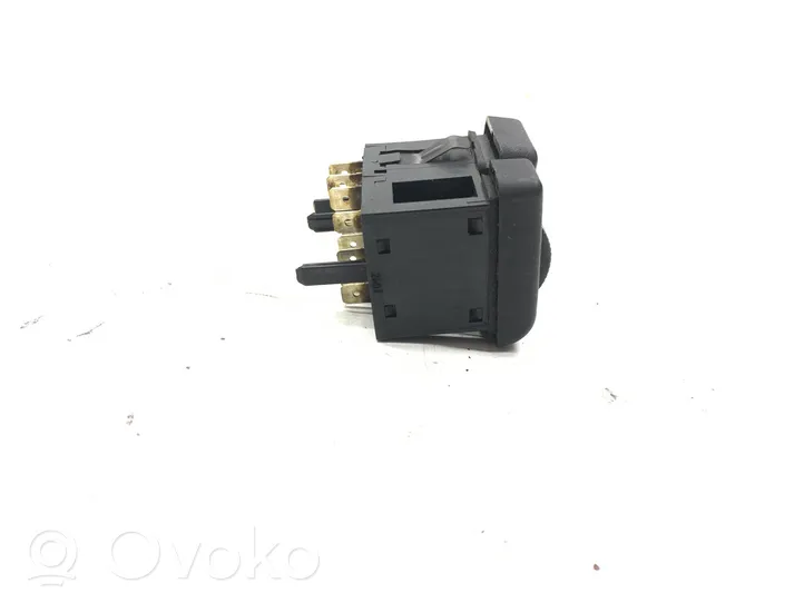 Volkswagen Polo II 86C 2F Light switch 867941531