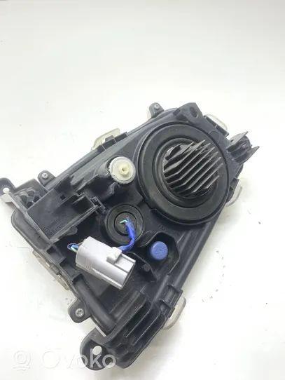 Toyota Prius (XW50) Feu antibrouillard avant 9922691002