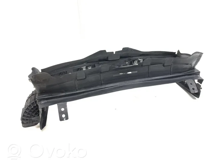 BMW 4 F32 F33 Prowadnica powietrza intercoolera 51747290610