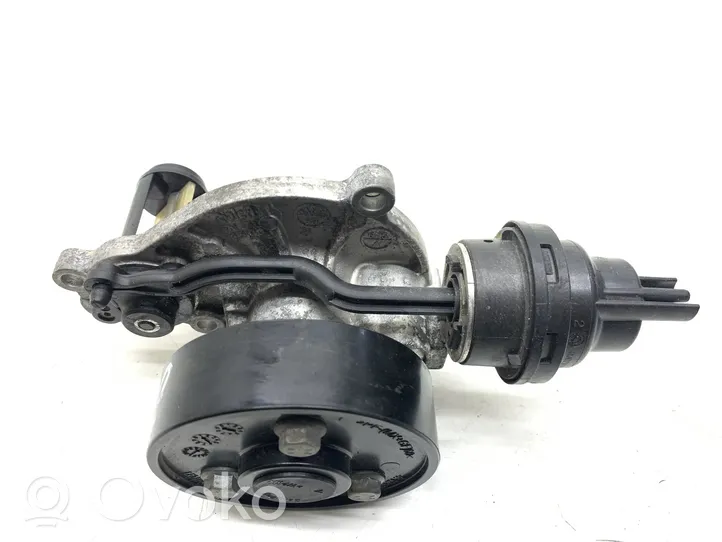 BMW 4 F32 F33 Pompa dell’acqua 110123F