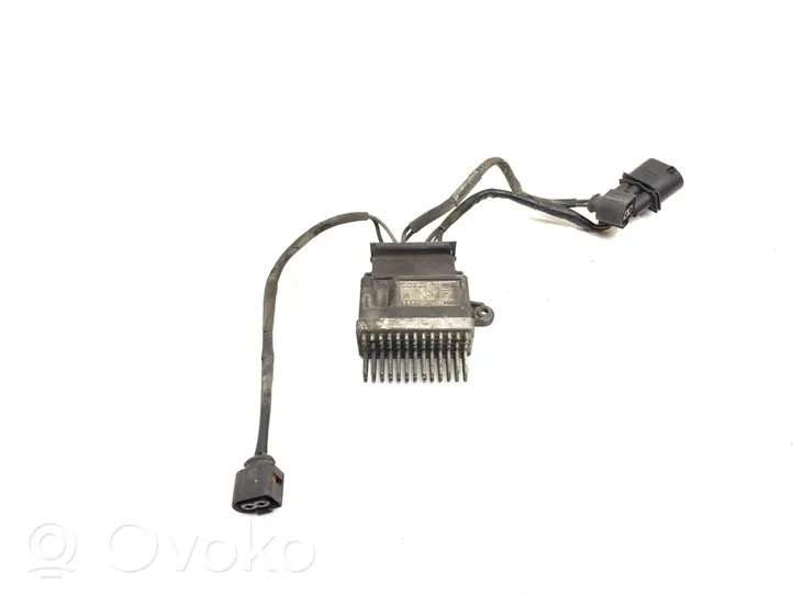 Audi A4 S4 B8 8K Relais de ventilateur de liquide de refroidissement 8K0959501C