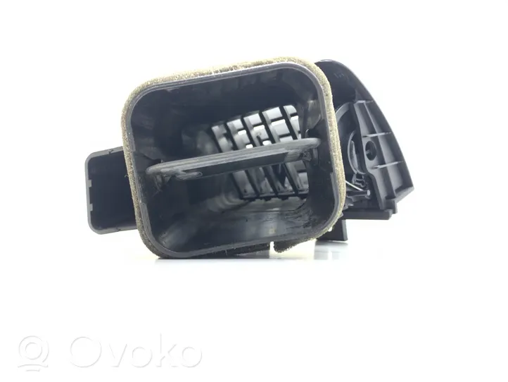 BMW 3 E46 Lango oro grotelės 8361898