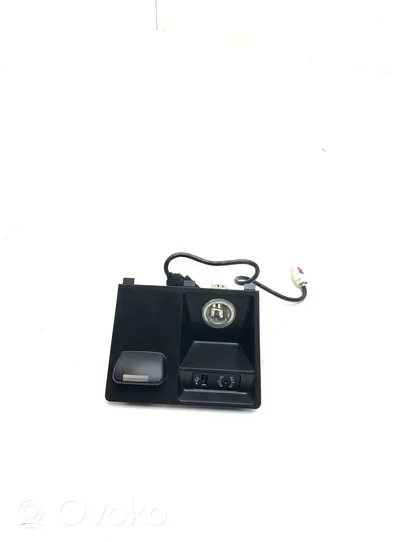 BMW X5 E70 Câble adaptateur AUX 9115084