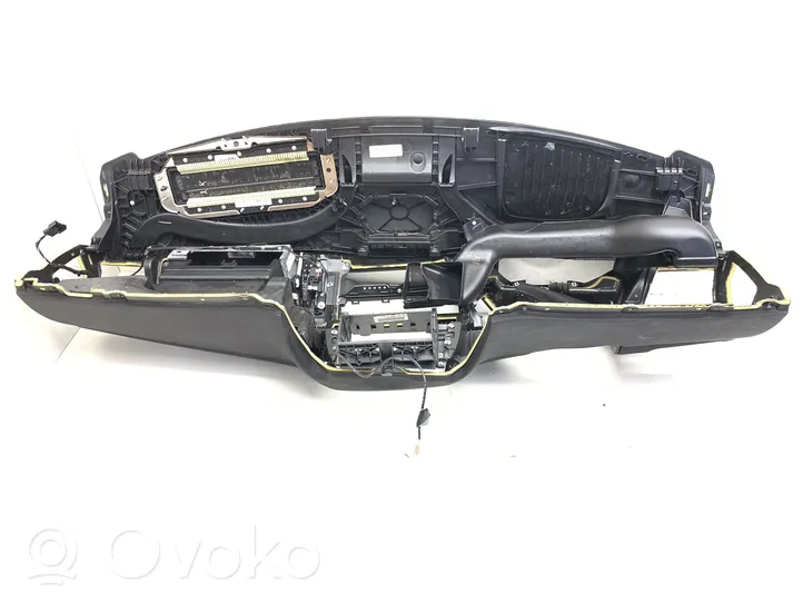 BMW X5 E70 Tableau de bord 6958777