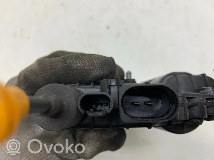 BMW X5 E70 Moteur de centralisation serrure de porte arrière 41543093