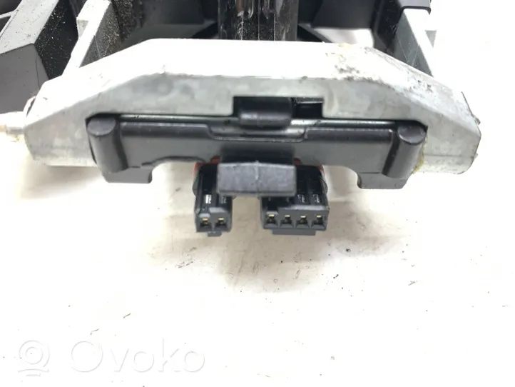 BMW 5 F10 F11 Takaoven ulkokahva 7187228