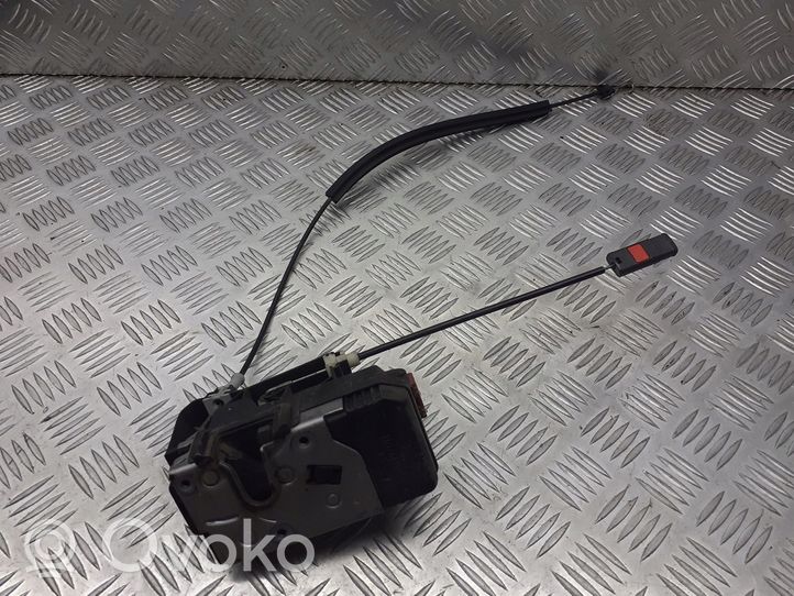 Opel Corsa C Zamek drzwi przednich 13154792GF