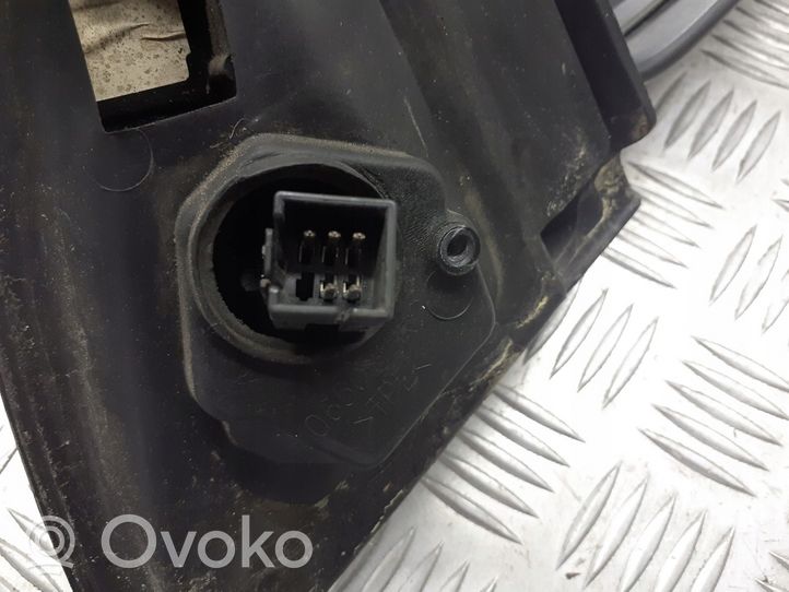 Opel Corsa C Elektryczne lusterko boczne drzwi przednich E1010676