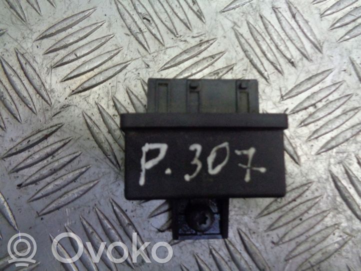 240107 Peugeot 307 Fuel pump relay, 12.09 € RRR