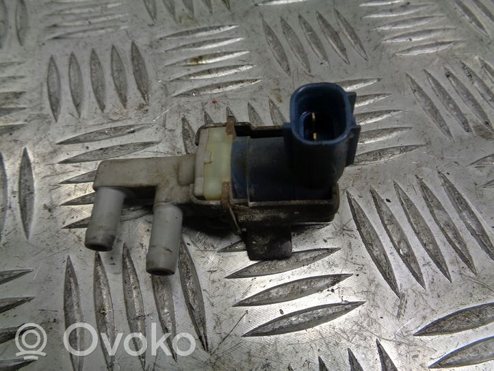 Toyota Yaris Vakuuminis vožtuvas 90910-12247