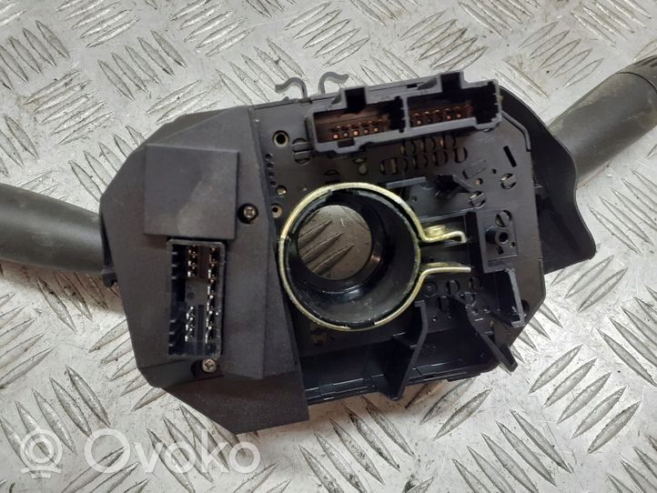 Fiat Punto (188) Bouton interrupteur de commande d'essuie-glace de phare 