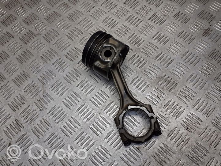 Toyota Avensis T250 Piston BRAK