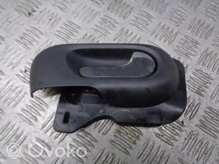 Opel Corsa C Klamka wewnętrzna drzwi tylnych 13110957