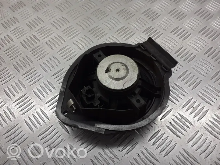 Opel Astra J Subwoofer-bassokaiutin 39144982