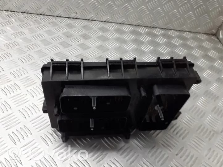 Opel Astra H Fuse box cover 13145039