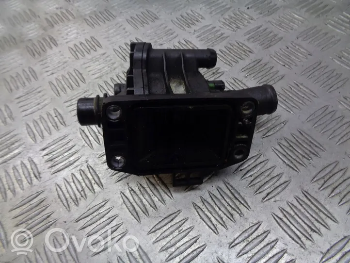 Ford Focus C-MAX Thermostat/thermostat housing 9647767180