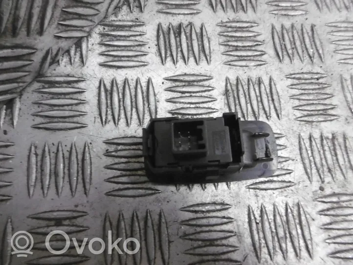 Toyota Corolla E120 E130 Przełącznik / Przycisk otwierania szyb 