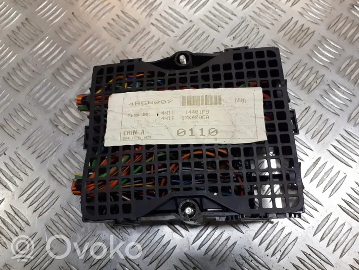 Ford Fusion Couvercle de boîte à fusibles 4N1T14401FB