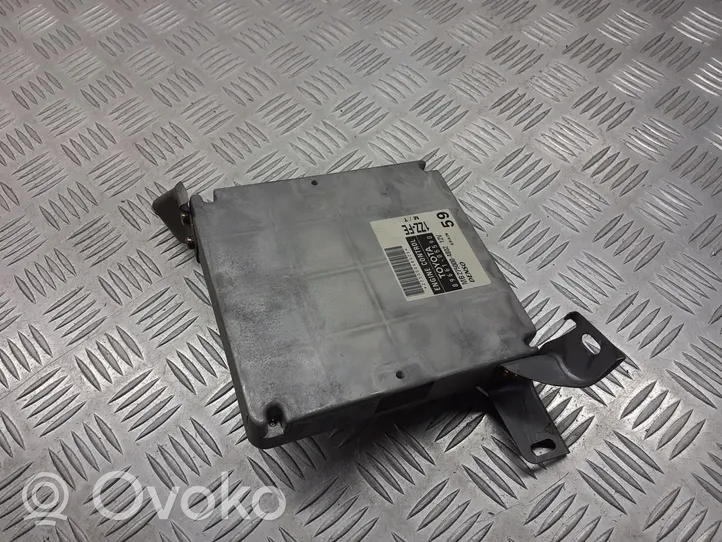 Toyota Avensis T250 Centralina/modulo motore ECU 89661-05590