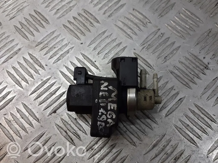 Renault Megane II Vacuum valve 8200270451