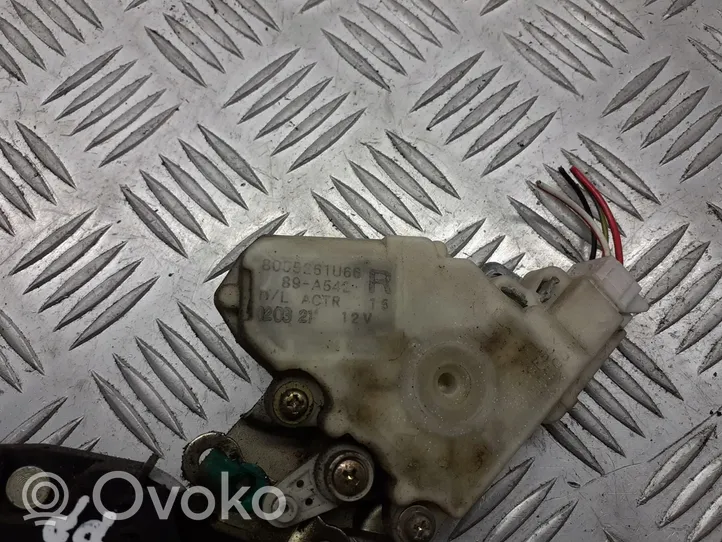 Nissan Almera N16 Zamek drzwi przednich 8055261U66