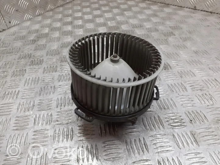 Mazda 3 I Moteur de ventilateur porte avant BN7N02