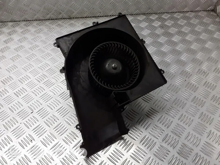 Nissan Primera Moteur de ventilateur porte avant 27200BA20A