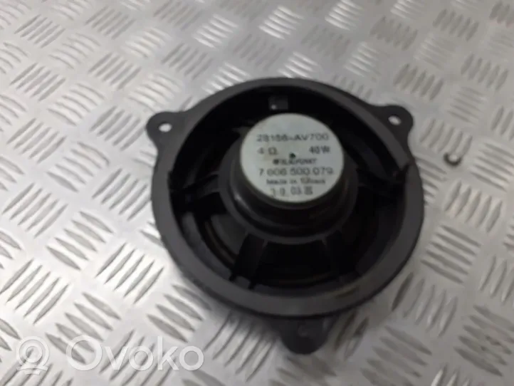 Nissan Primera Enceinte subwoofer 28156-AV700