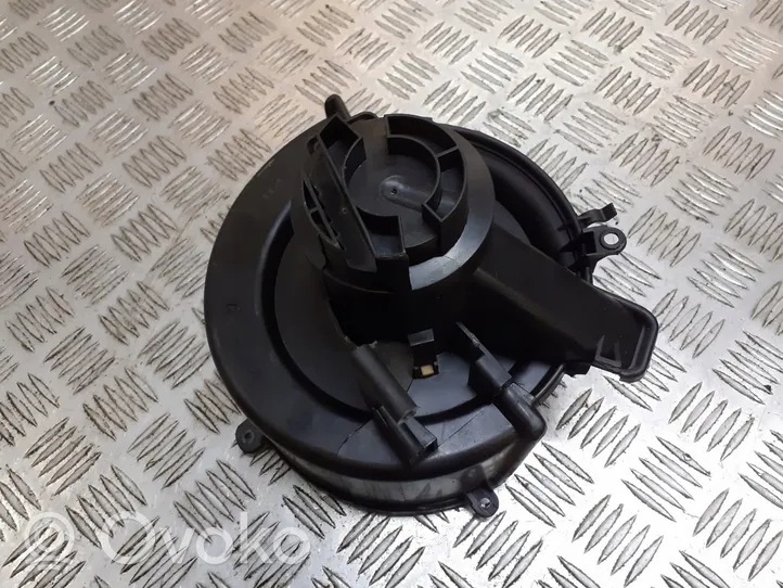 Opel Astra G Moteur de ventilateur porte avant 9000348