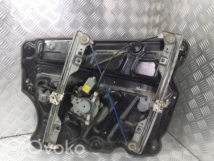 Nissan Altima Alzacristalli della portiera anteriore con motorino 807318J015