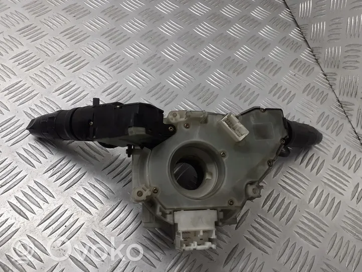 Nissan Micra Interruttore fari e tergicristallo 25560BC60A