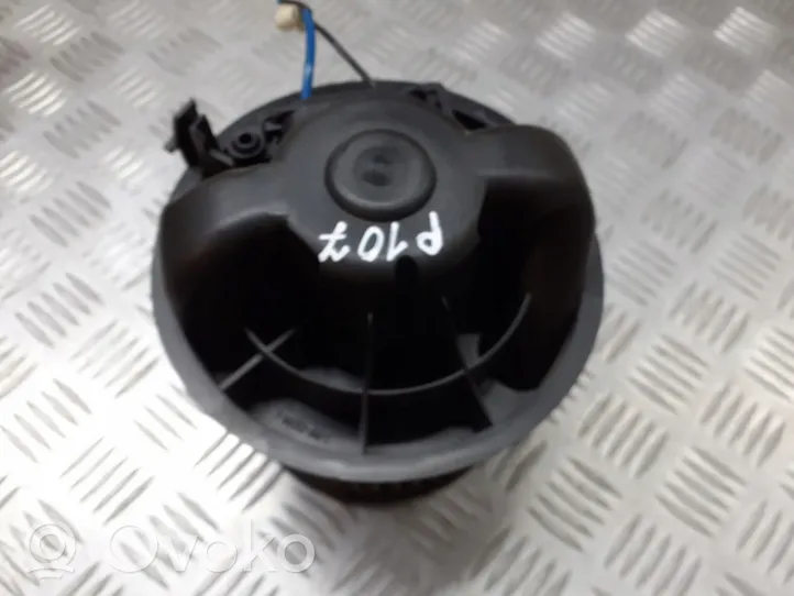 Peugeot 107 Moteur de ventilateur porte avant 