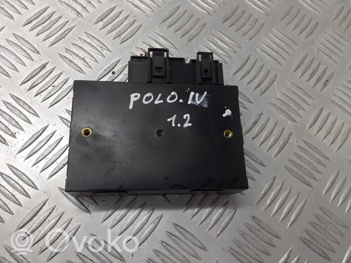 Volkswagen Polo IV 9N3 Module reconnaissance vocale 6Q0959433H