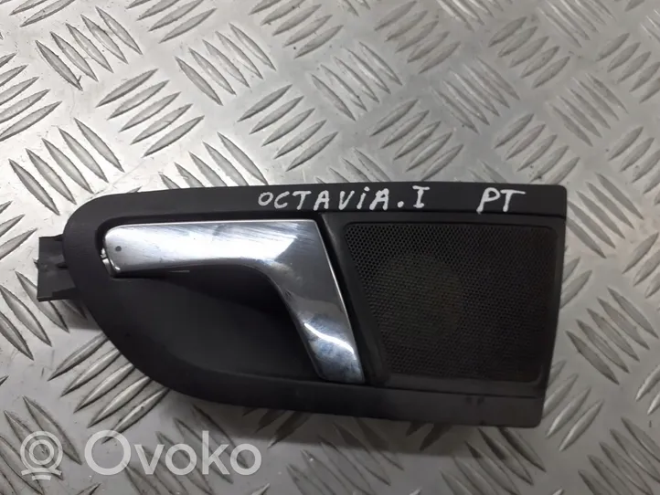 Skoda Octavia Mk1 (1U) Rivestimento della maniglia interna per portiera posteriore 1U4867436