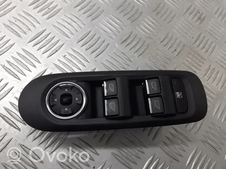 Ford Mondeo MK IV Ramka przycisków otwierania szyby drzwi przednich 7S7T-14A132-AB