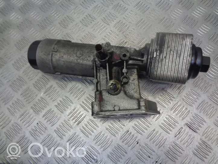 Volkswagen Sharan Supporto di montaggio del filtro dell’olio 038115389C