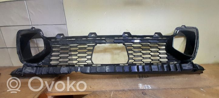 BMW i3 Maskownica / Grill / Atrapa górna chłodnicy 