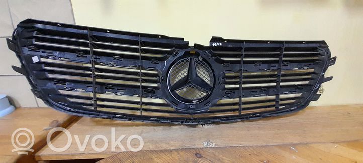 Mercedes-Benz Vito Viano W447 Oberes Gitter vorne 