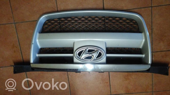 Hyundai H-1, Starex, Satellite Maskownica / Grill / Atrapa górna chłodnicy 