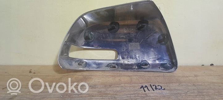 Toyota Hilux (AN10, AN20, AN30) Copertura in plastica per specchietti retrovisori esterni 