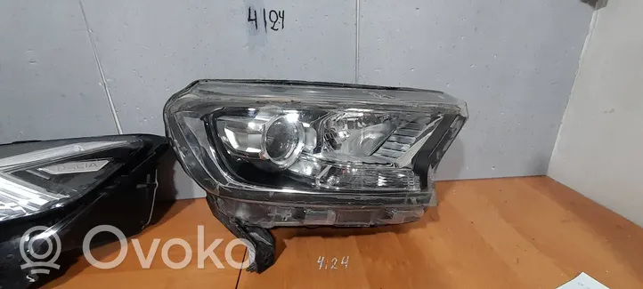 Ford Ranger Lampa przednia 